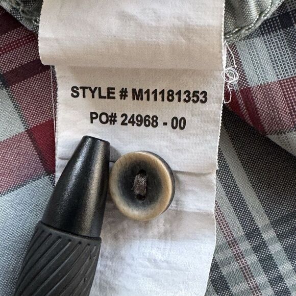 Prana Small Gray Plaid Short Sleeve Button Up Men's‎ Hiking Shirt - Picture 7 of 7